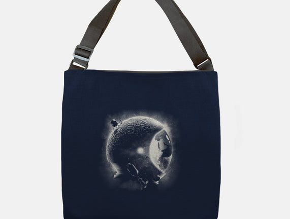 Moon's Helmet