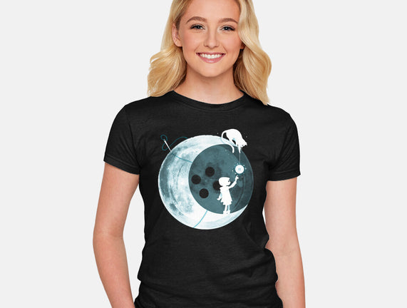 Button Moon