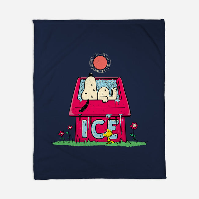 Icehouse-None-Fleece-Blanket-rocketman_art