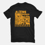 Aliens Crashed In My Backyard-Mens-Basic-Tee-Boggs Nicolas