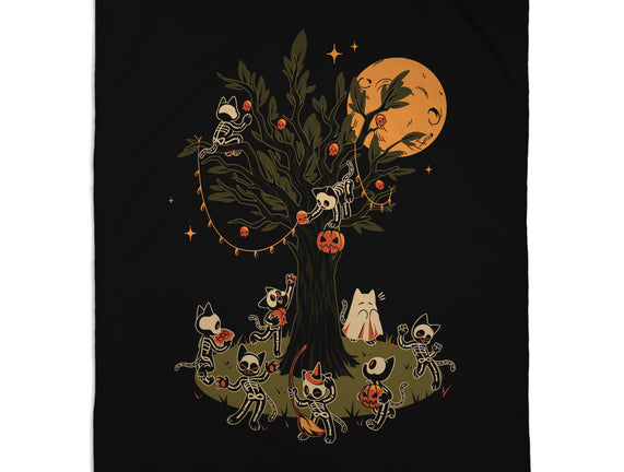 Black Cats Tree