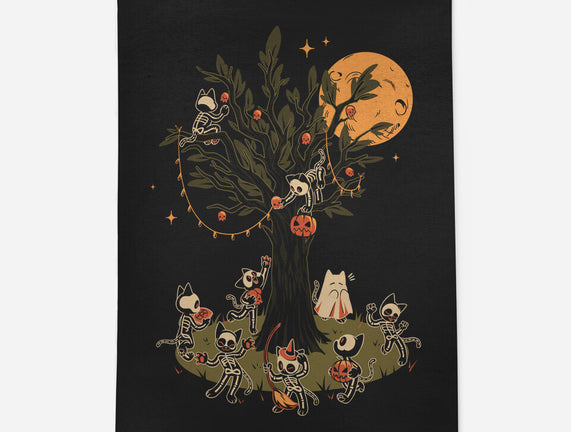 Black Cats Tree