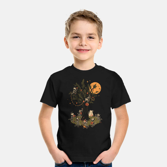 Black Cats Tree-Youth-Basic-Tee-tobefonseca