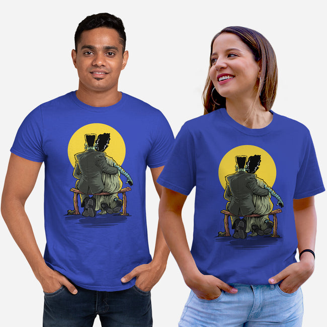 Monster And Bride Gazing At The Moon-Unisex-Basic-Tee-zascanauta