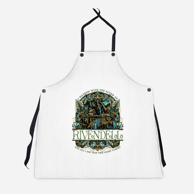 I Went To See The Elves-Unisex-Kitchen-Apron-glitchygorilla