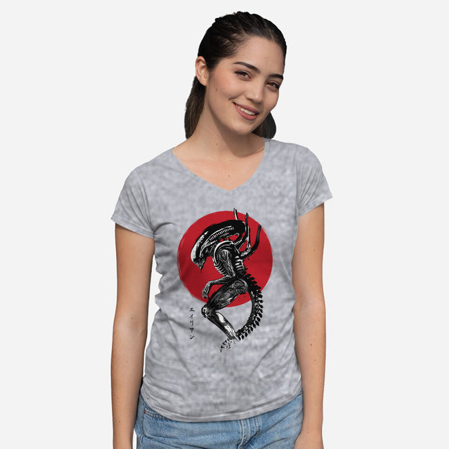 Xenomorph Sumi-e-Womens-V-Neck-Tee-DrMonekers