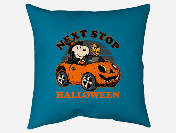 Spooky Beagle Car