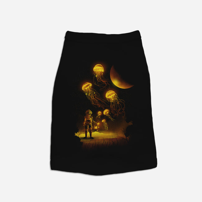 Close Encounters-dog basic pet tank-dandingeroz