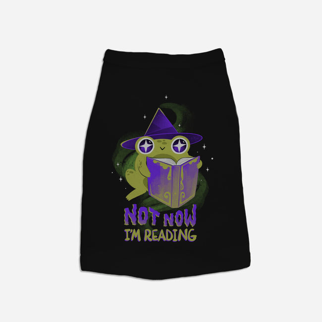 Not Now! I'm Reading-cat basic pet tank-ricolaa