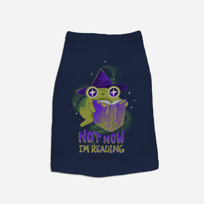 Not Now! I'm Reading-cat basic pet tank-ricolaa